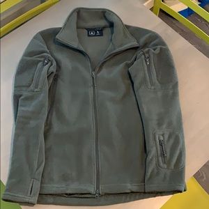 Men’s large TAD gear ranger jacket no hood patched